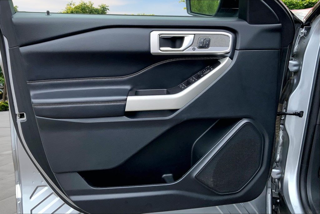 Used 2021 Silver Ford Limited image 19
