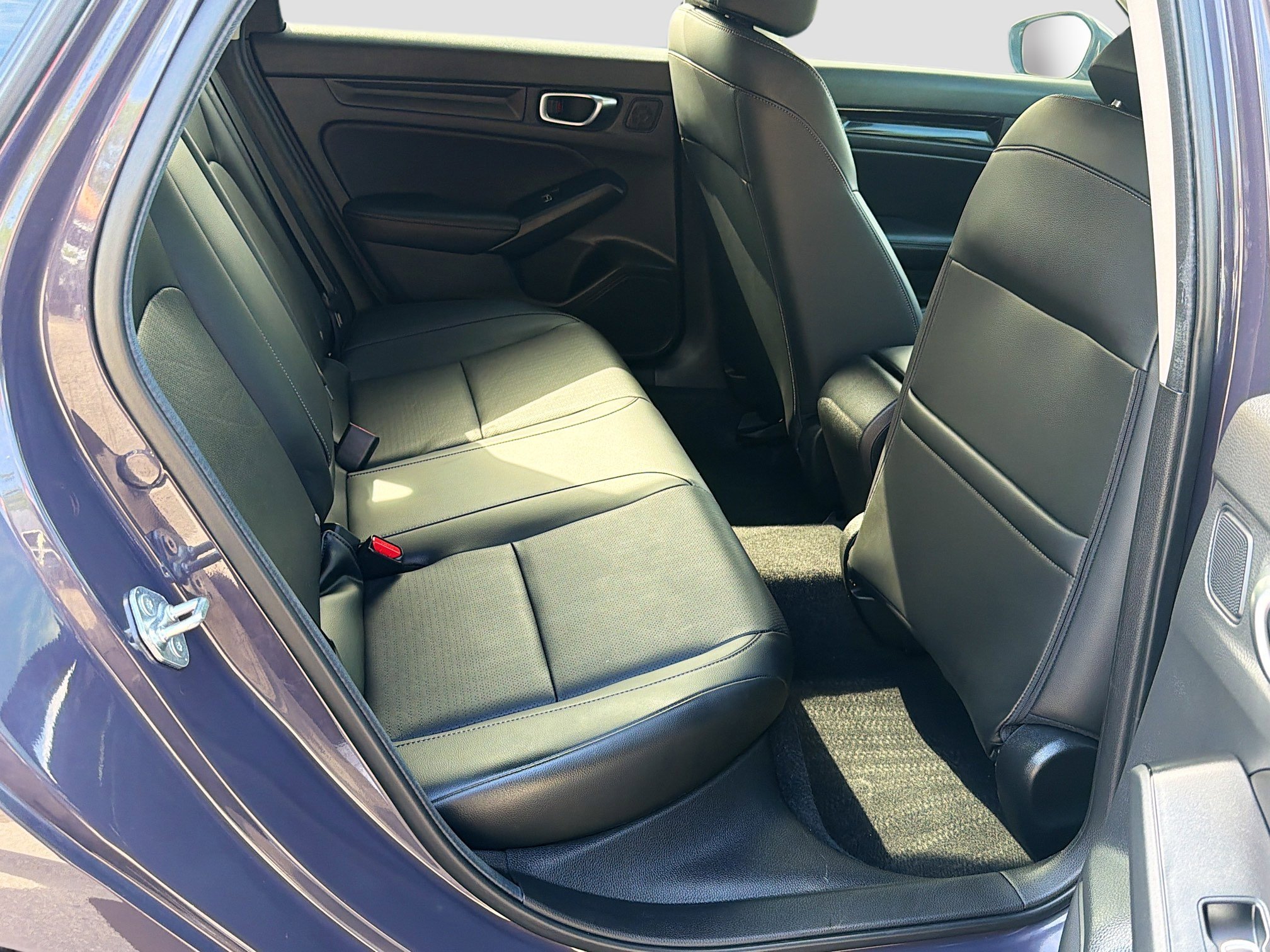 2024 Honda Civic Hatchback EX-L - Photo 28
