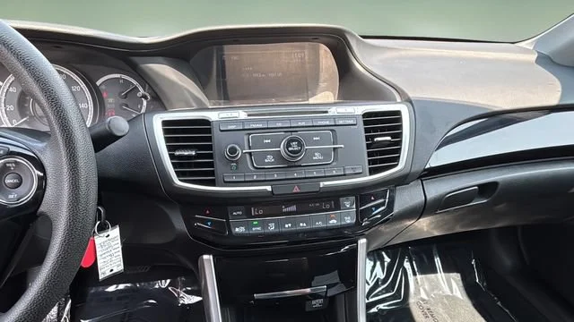 Used 2016 Black Honda LX image 25