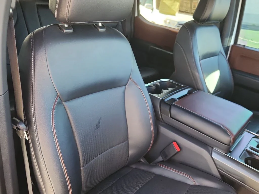 Used 2023 White Ford Lariat image 17