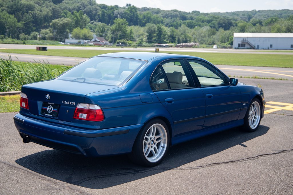 Used 2003 Topaz Blue Metallic BMW 540i image 7