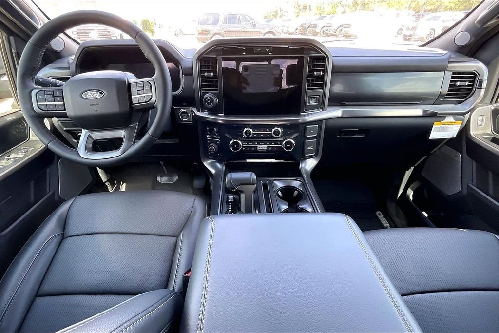 New 2026 Ford F-150 Lariat 4D SuperCrew