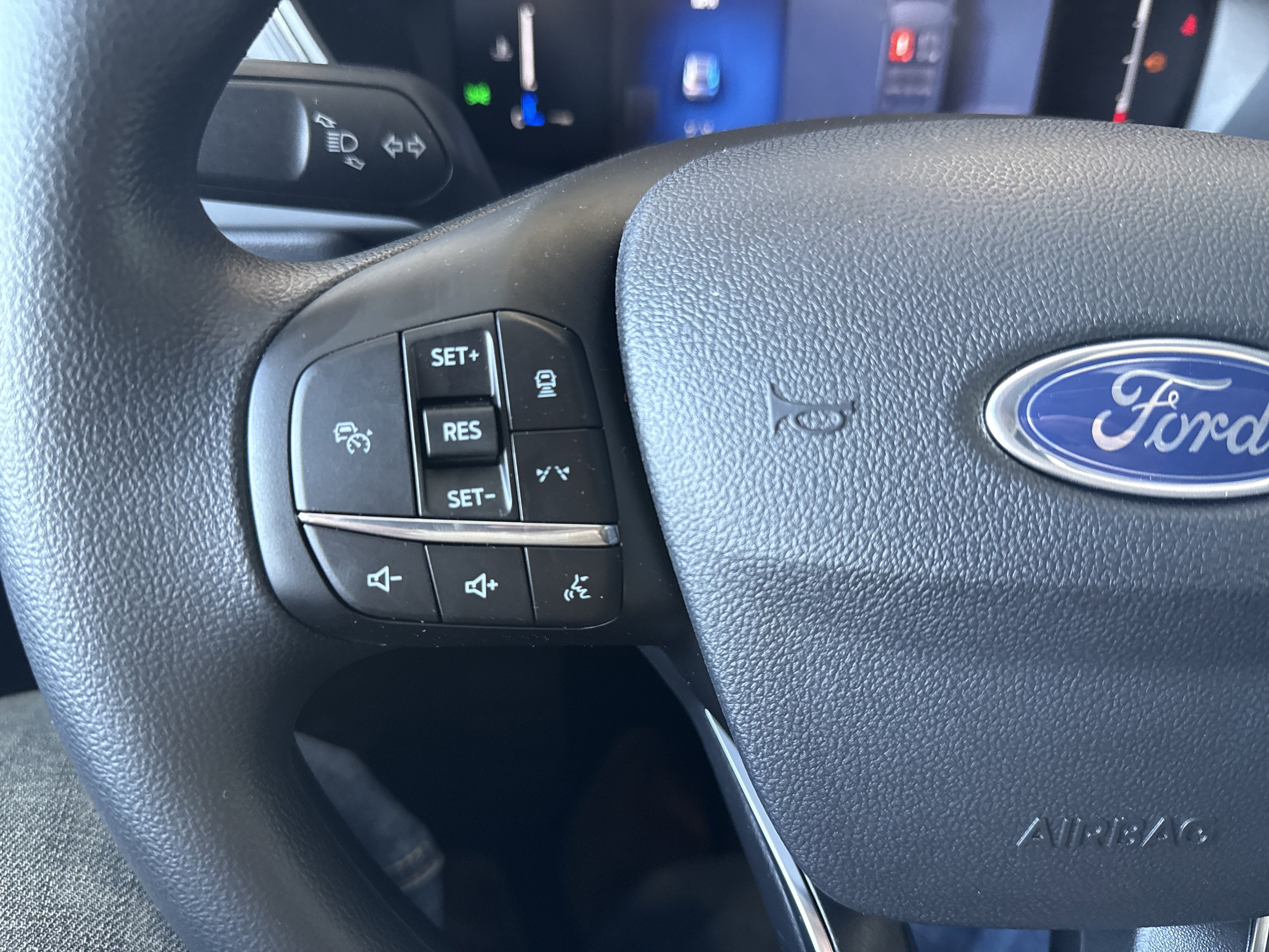 New 2026 Oxford White Ford Active® image 28