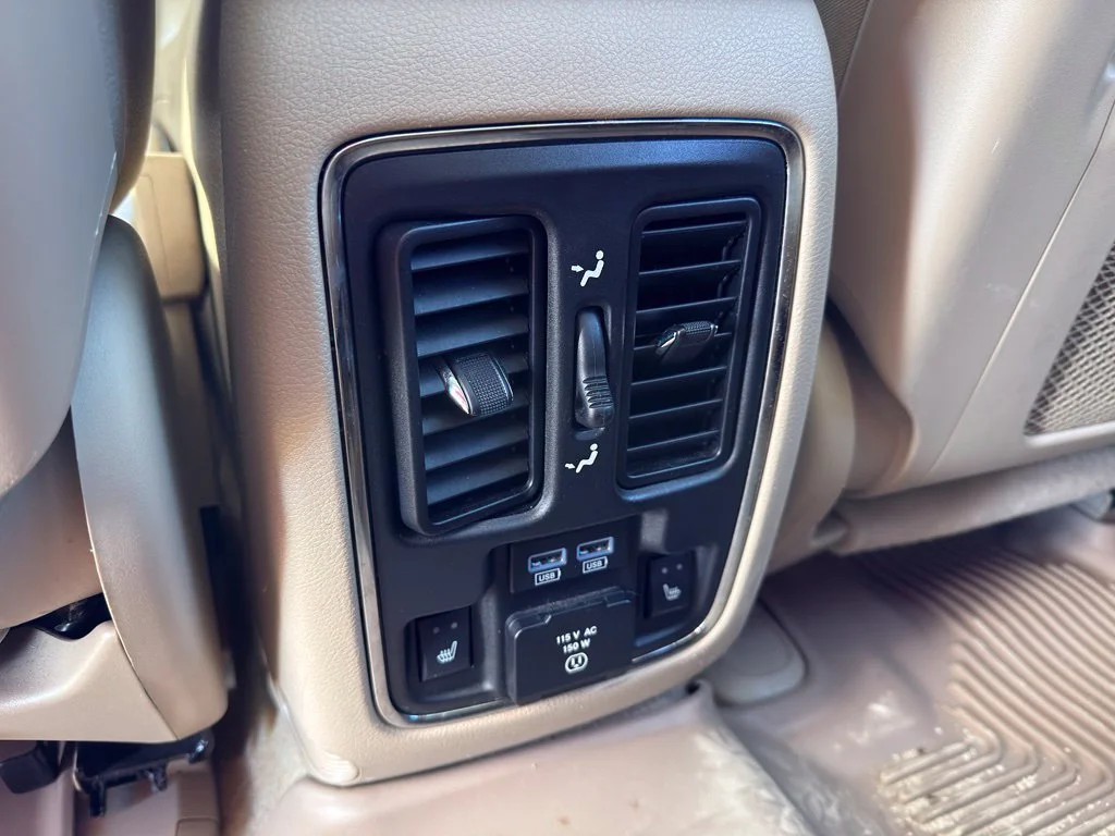 Used 2018 Brown Jeep Overland image 7