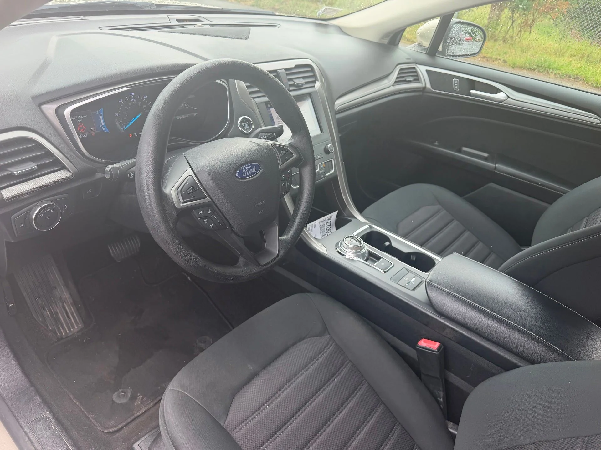 Used 2019 Gold Ford SE image 11