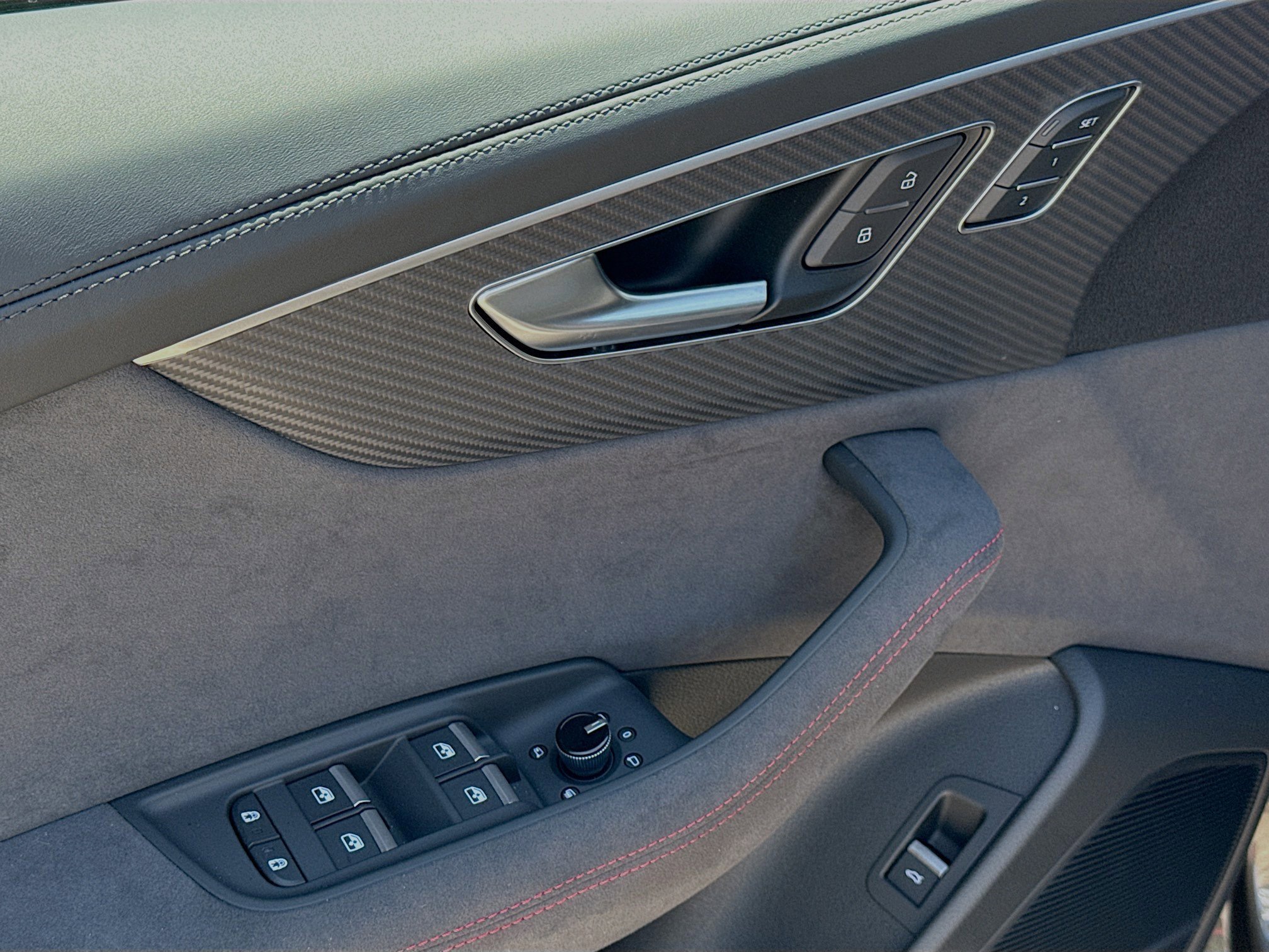 New 2026 Daytona Gray Pearl Effect Audi performance image 22