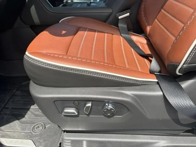 New 2026 Glacier White Tricoat GMC Denali Ultimate image 16
