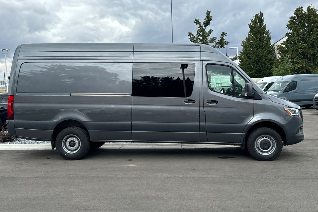 Used 2024 Gray Mercedes-Benz Cargo 170 WB image 6