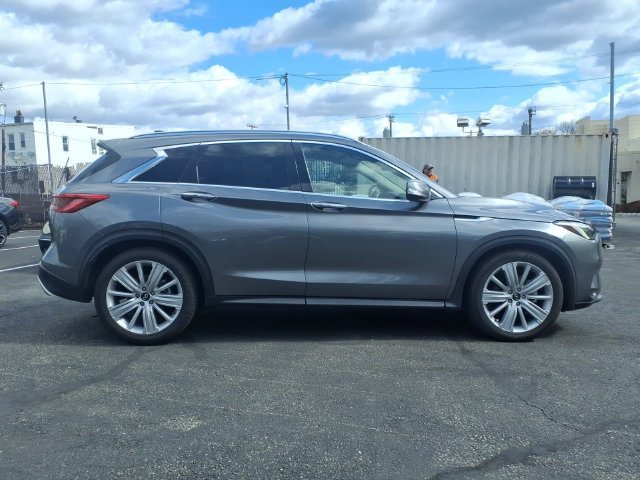Used 2020 Gray INFINITI Sensory image 5