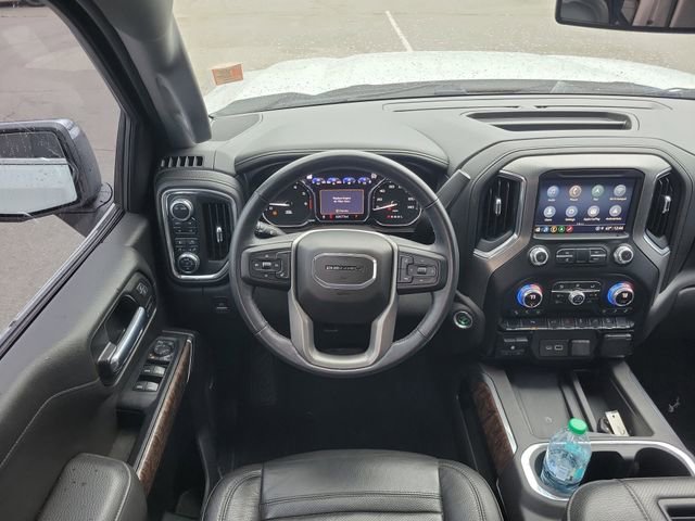Used 2021 White Frost Tricoat GMC Denali image 12