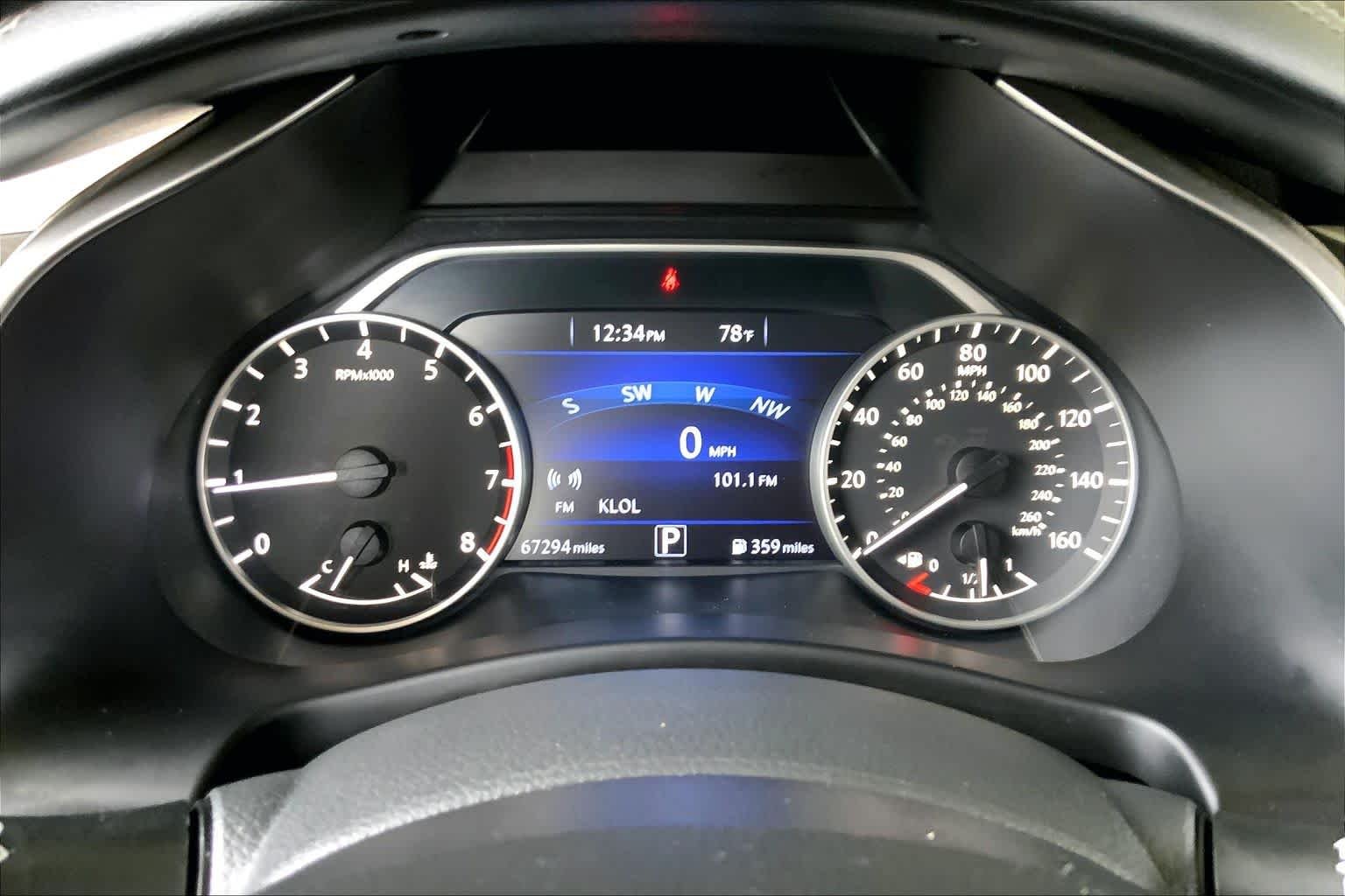 Used 2018 Magnetic Black Metallic Nissan S image 25