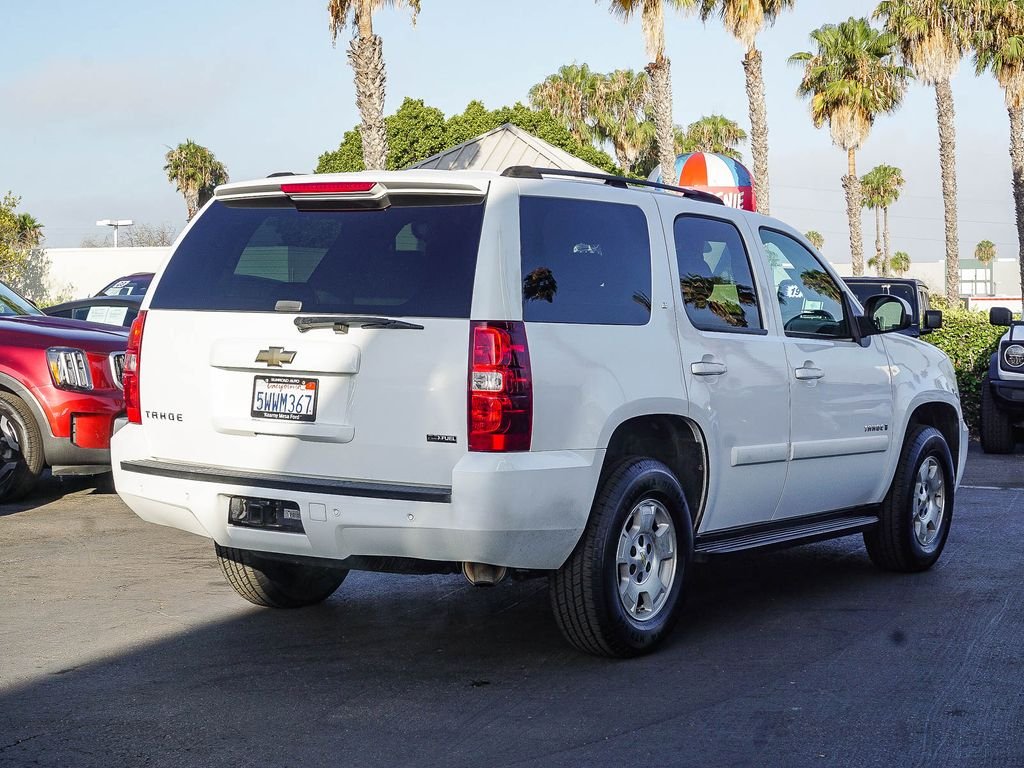 Used 2007 White Chevrolet LT image 6