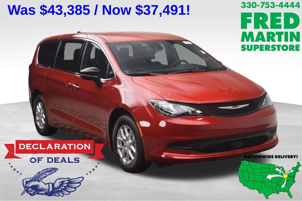 2026 Chrysler Voyager LX's photo