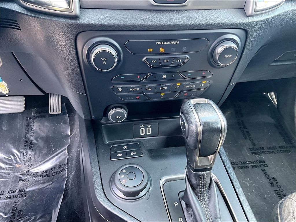 Used 2020 Black Ford XL image 26