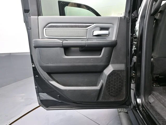 2021 RAM Ram 3500 Pickup Big Horn - Photo 31