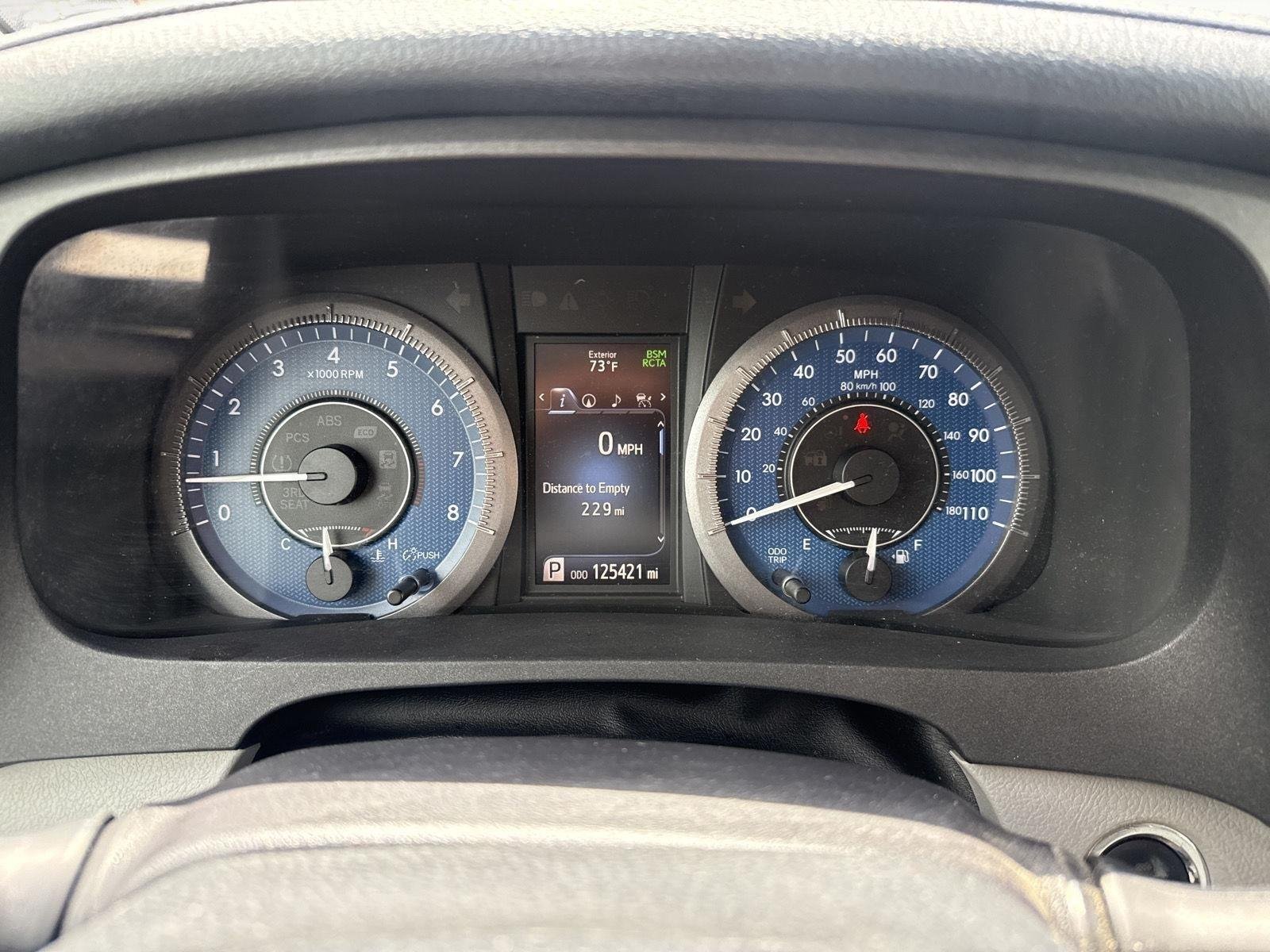 Used 2018 Predawn Gray Mica Toyota XLE image 14