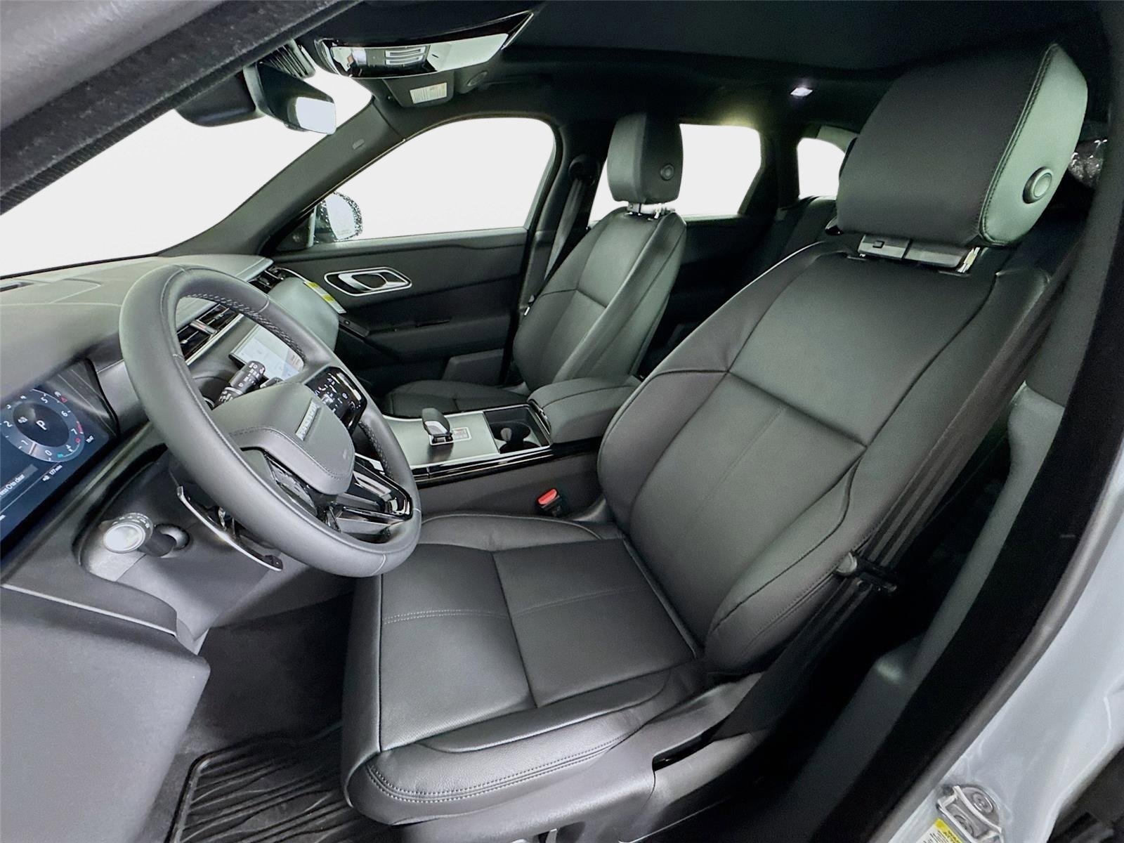 Used 2026 Gray Land Rover Dynamic SE image 11