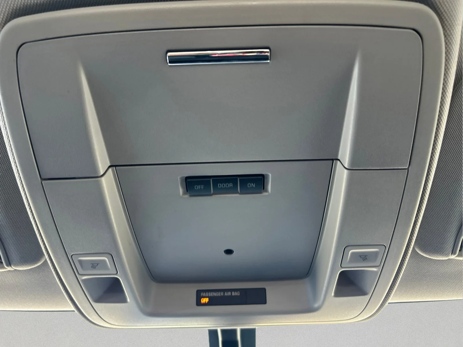 Used 2018 Graphite Metallic Chevrolet LT image 33