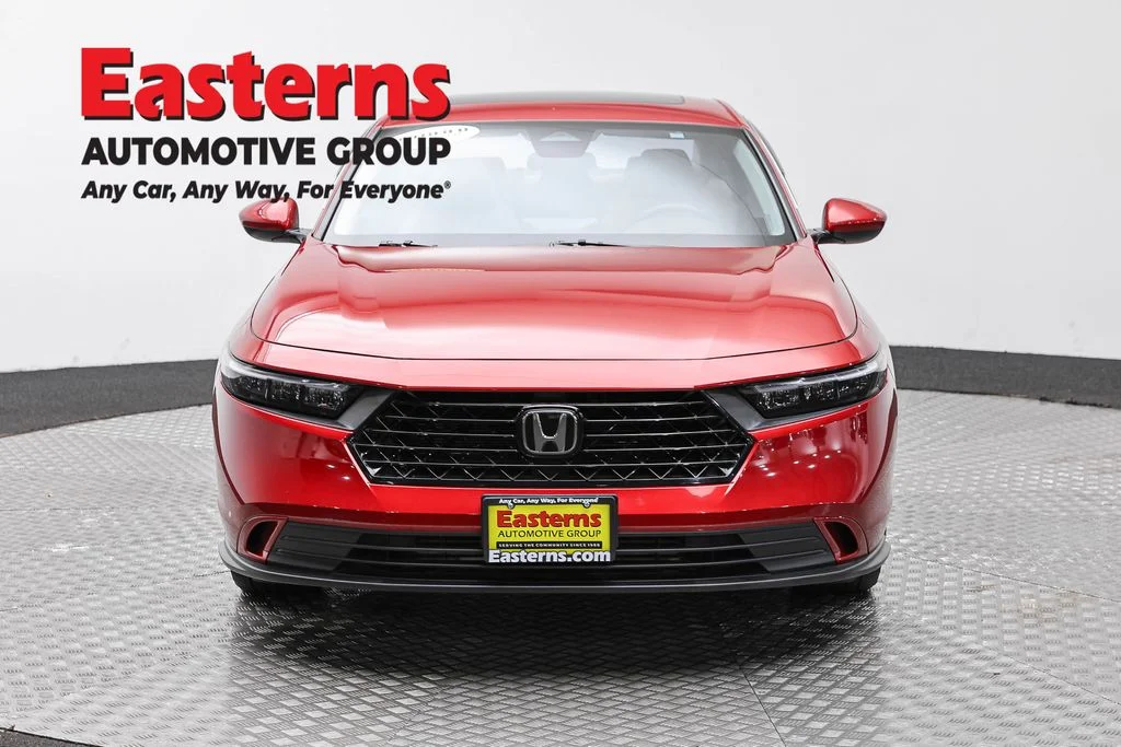 Used 2024 Red Honda EX image 2