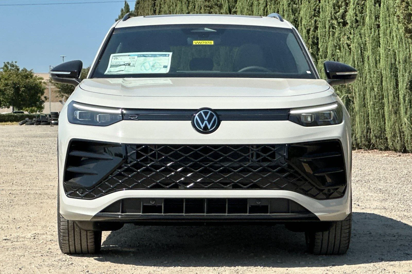 New 2026 Sandstone Volkswagen SE R-Line Black image 9