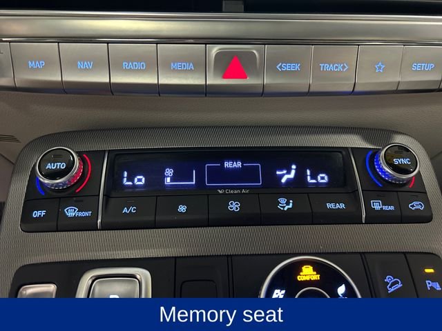 Used 2021 Red Hyundai Limited image 21