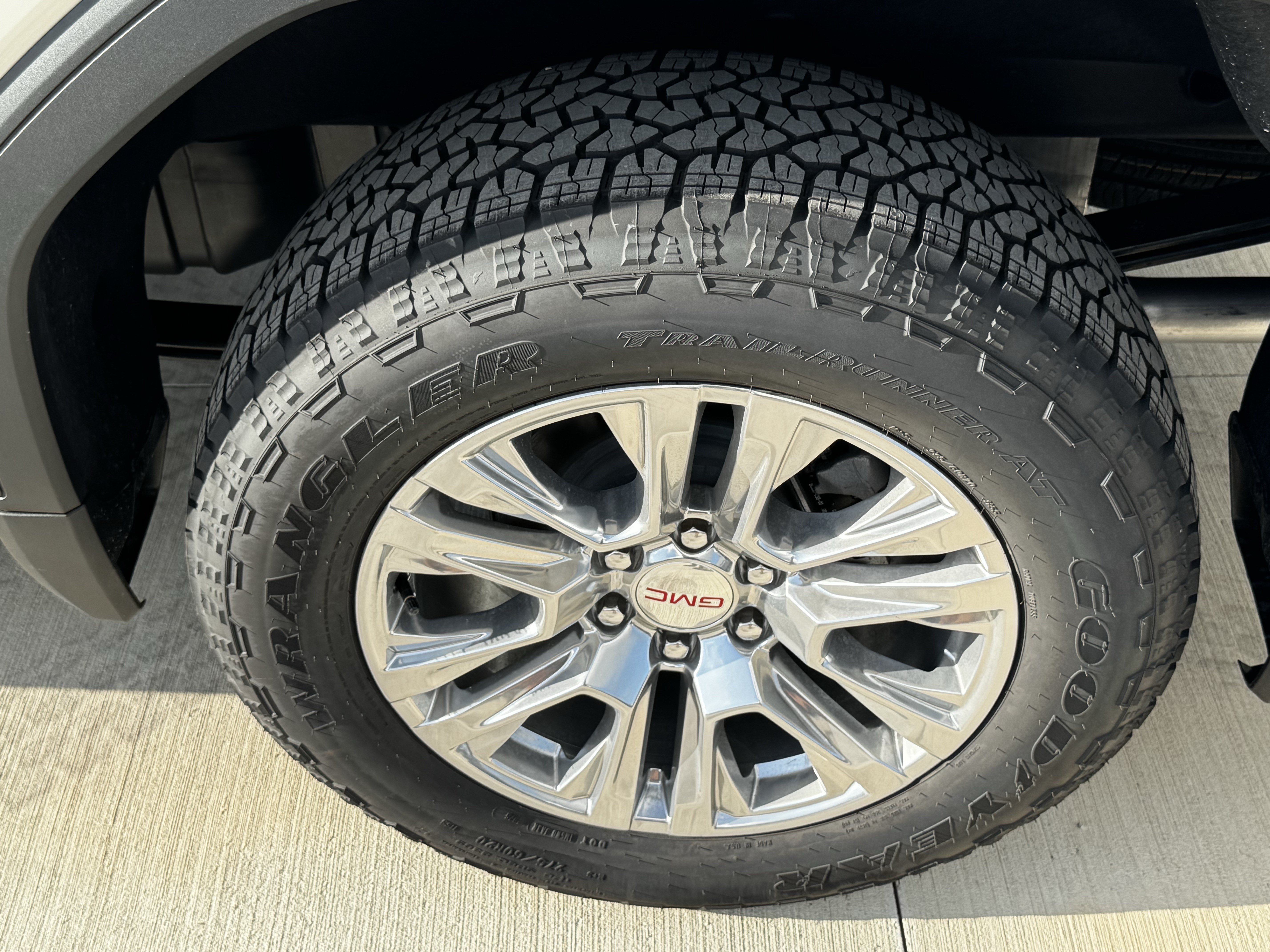 2026 GMC Sierra 1500 Denali - Photo 8