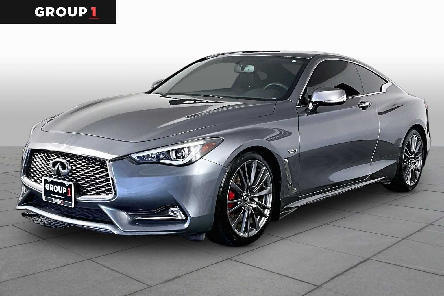 2017 INFINITI Q60 Red Sport 400