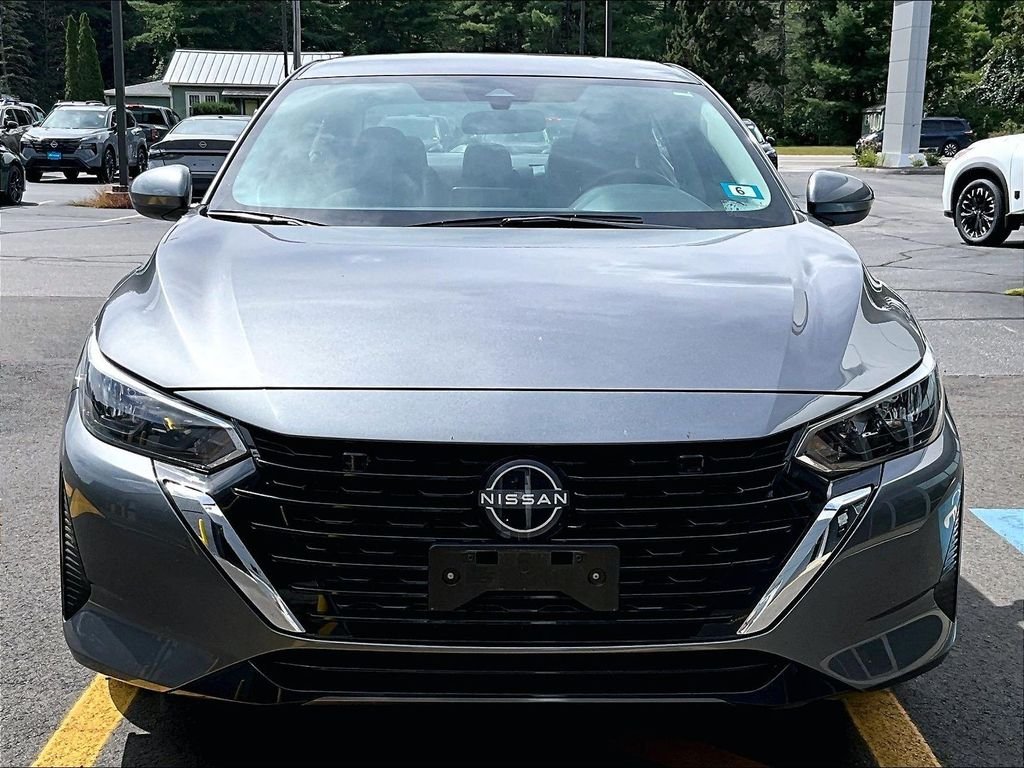 Used 2025 Gray Nissan SV image 2