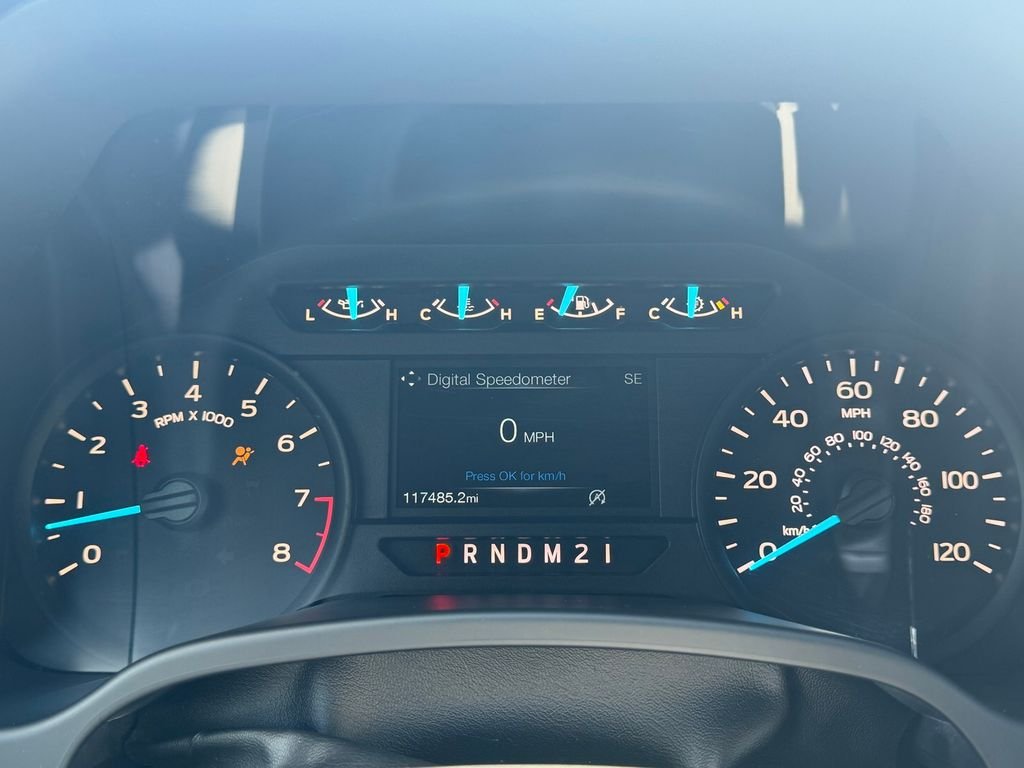 Used 2018 Gray Ford XL image 18