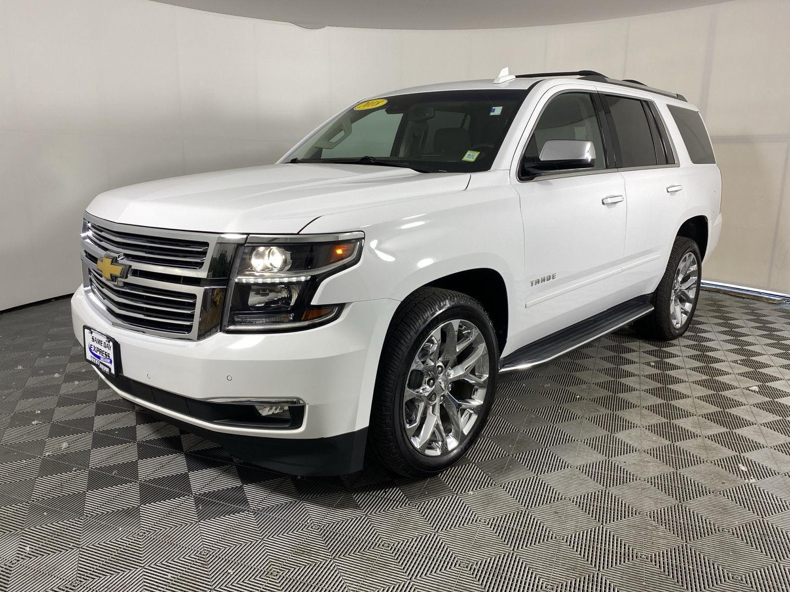 Used 2018 Summit White Chevrolet Premier image 3