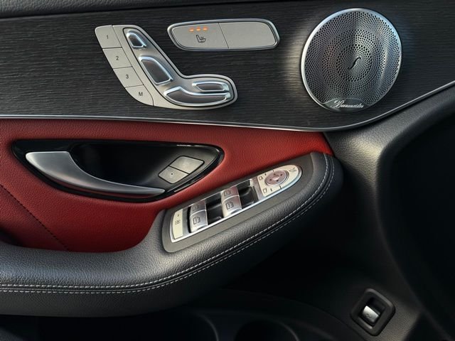 Used 2020  Mercedes-Benz GLC 300 image 15
