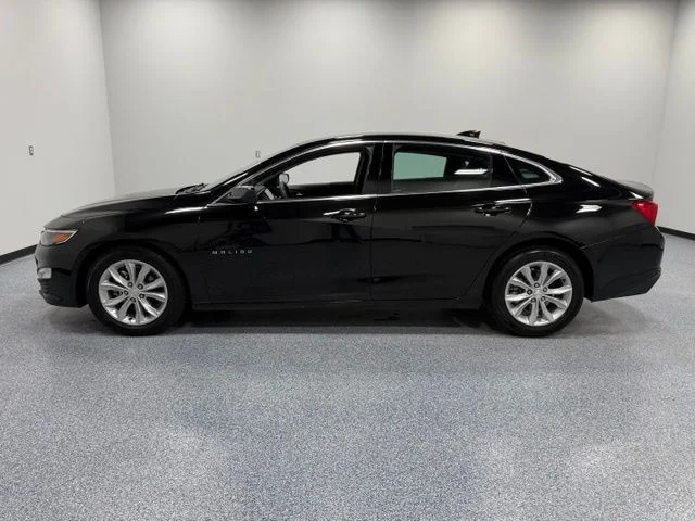 Used 2025 Black Chevrolet LT image 6