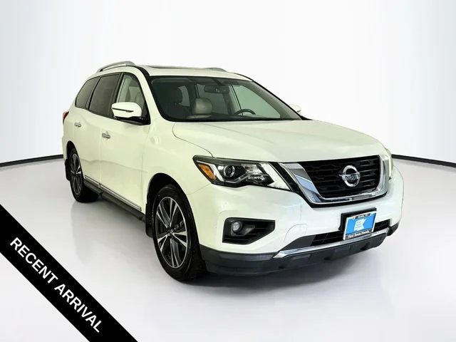 2017 Nissan Pathfinder Platinum