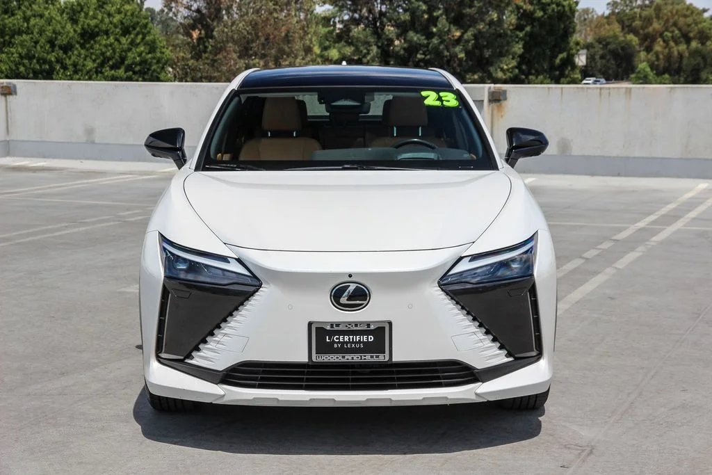Certified Used 2023 EMINENT WHITE PEARL Lexus 450e Premium image 2
