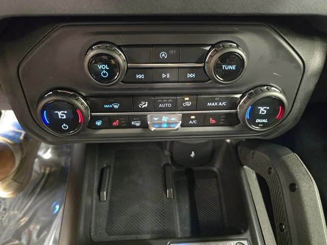 New 2026 Avalanche Gray Ford Outer Banks® image 30
