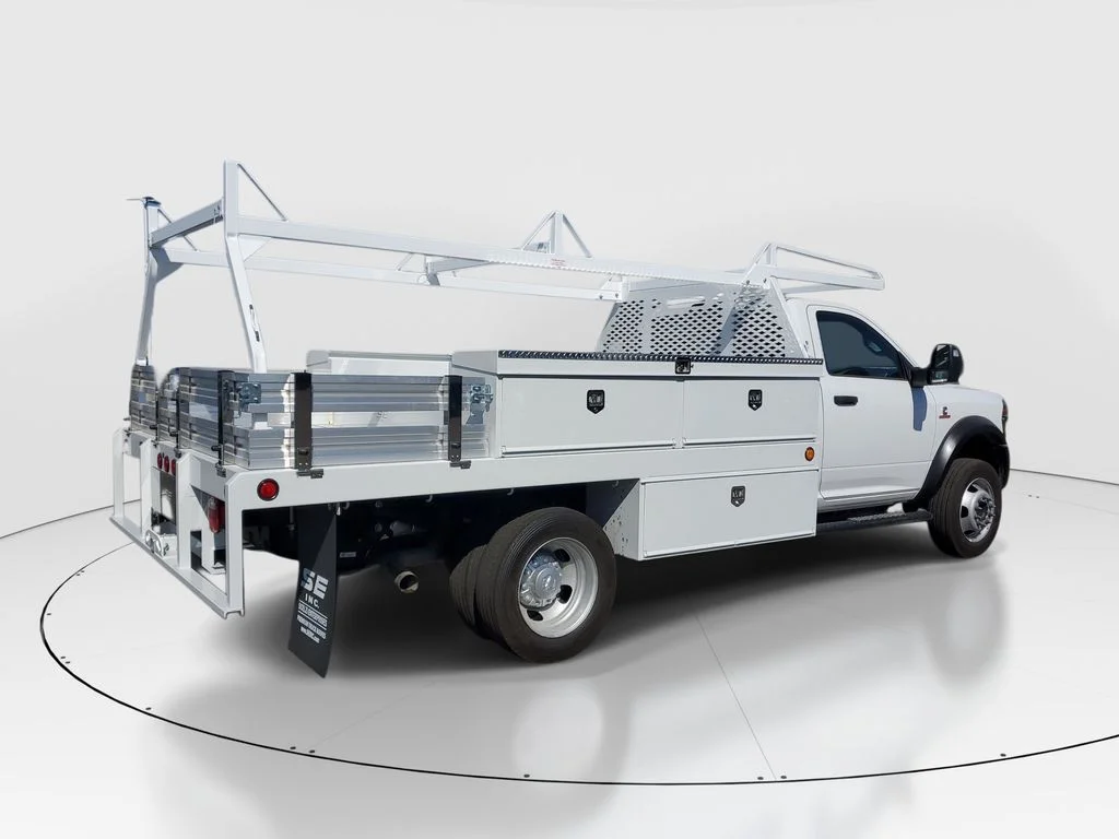 New 2026 Bright White Clear-Coat Exterior Paint RAM Tradesman image 3