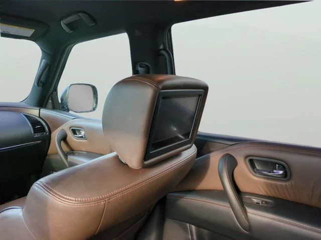 Certified Used 2020 White Nissan Platinum image 18
