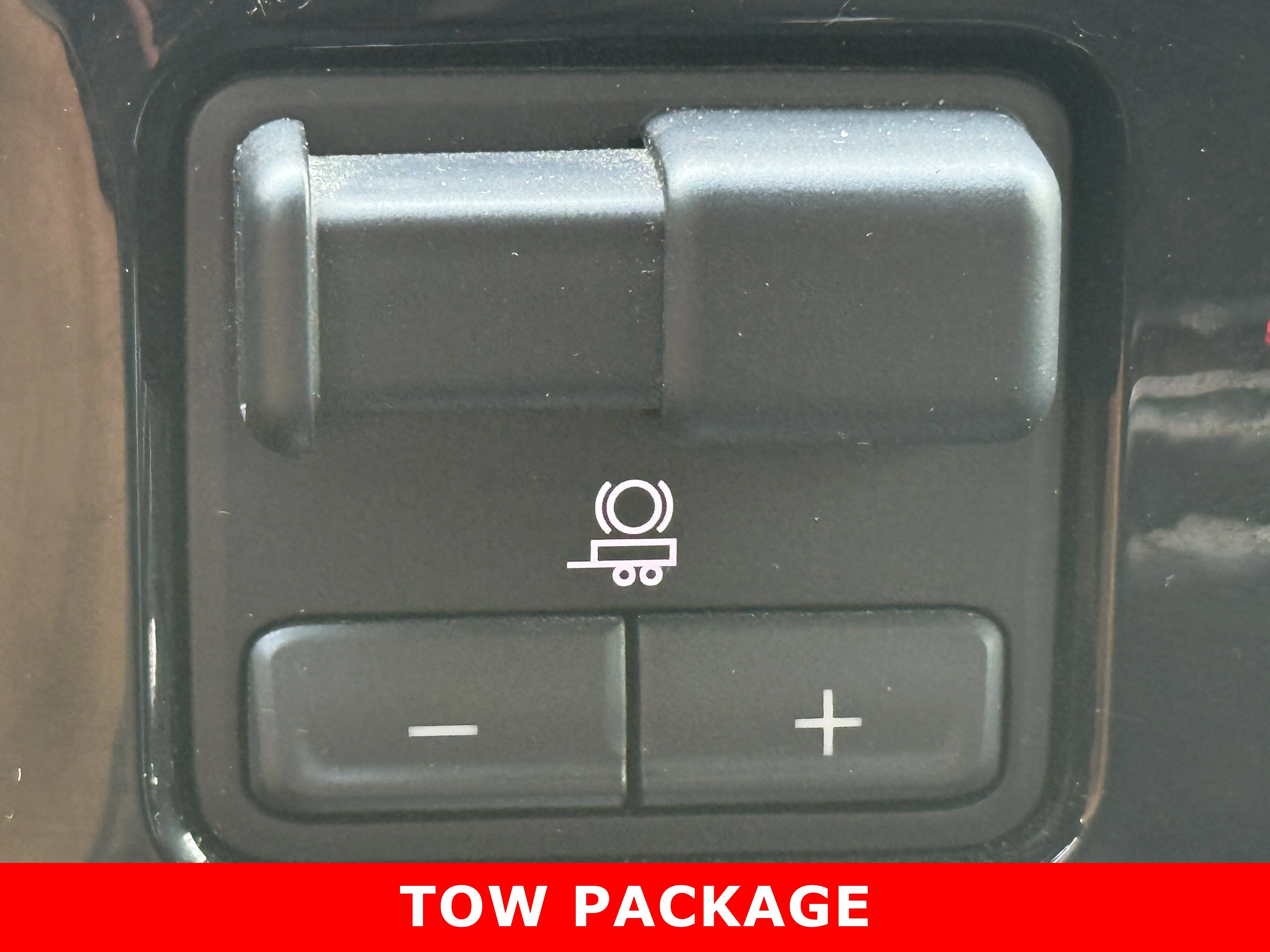 Certified Used 2022 Quicksilver Metallic GMC Elevation image 30