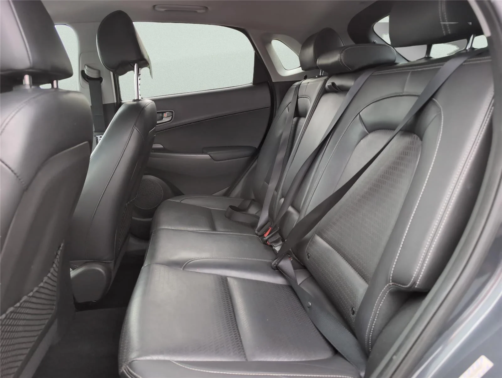 Used 2020 Thunder Gray Hyundai Ultimate image 33