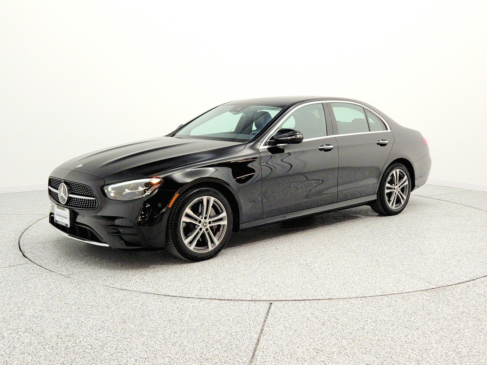 2023 Mercedes-Benz E-Class E350's photo