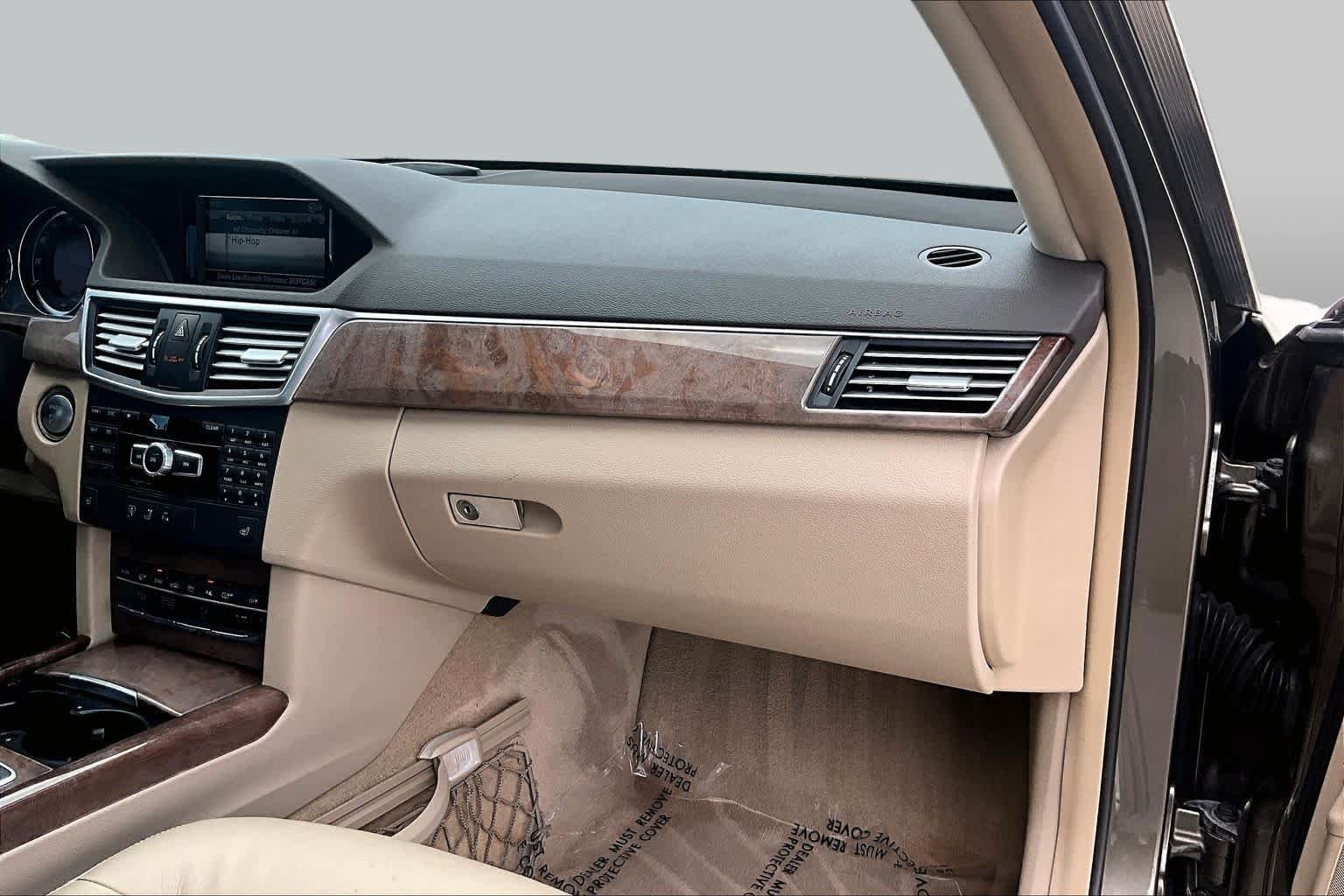 Used 2013 Indium Grey Metallic Mercedes-Benz E 350 Luxury image 16