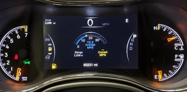 Used 2022 Red Jeep Laredo X image 13