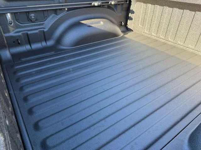 2026 RAM 1500 Laramie - Photo 18
