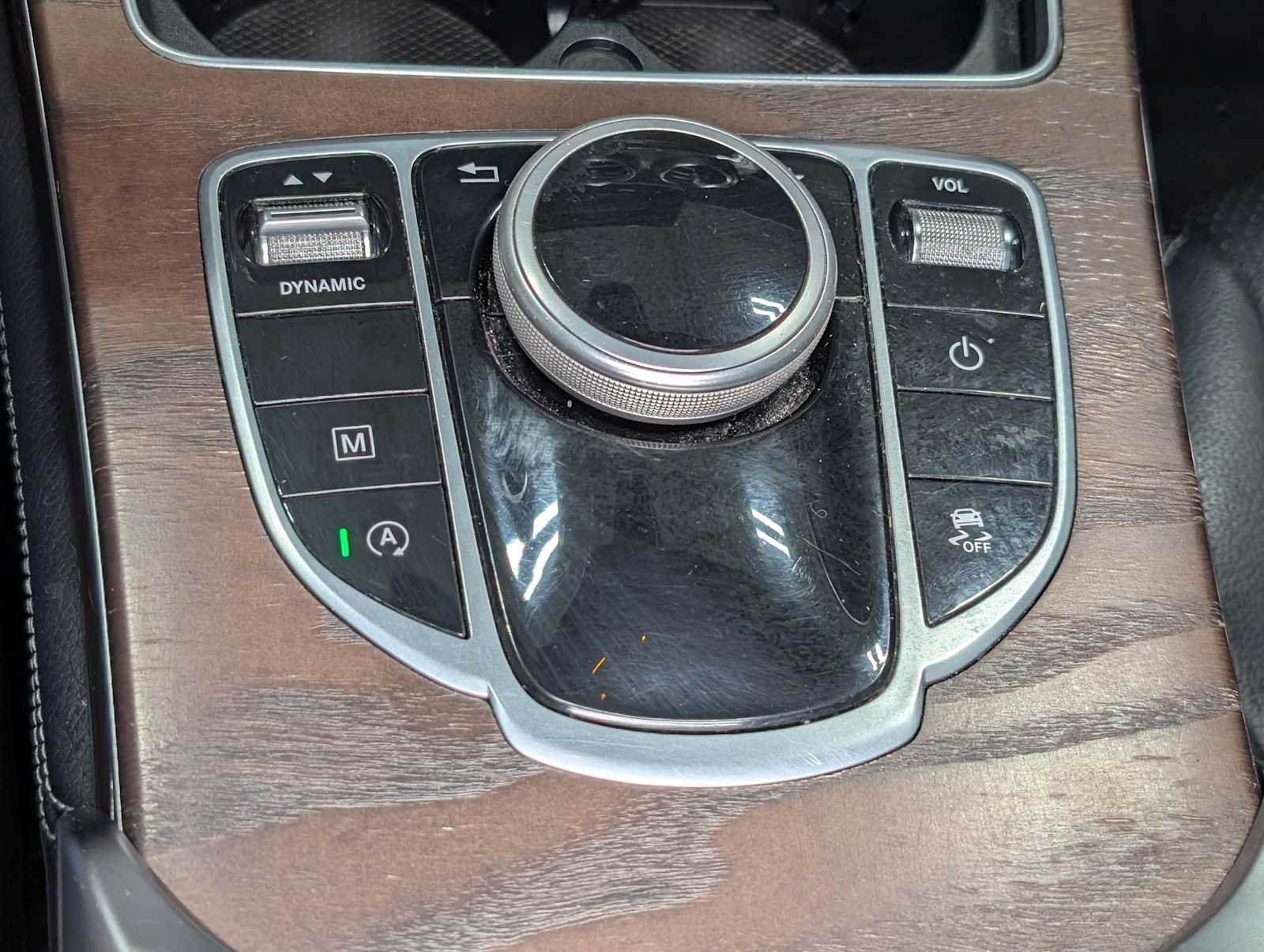 Used 2018 Selenite Grey Metallic Mercedes-Benz GLC 300 image 26