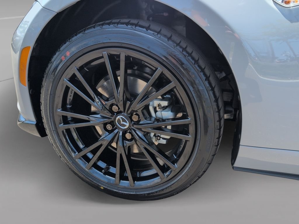 New 2026 Aero Gray Metallic Mazda Club image 11