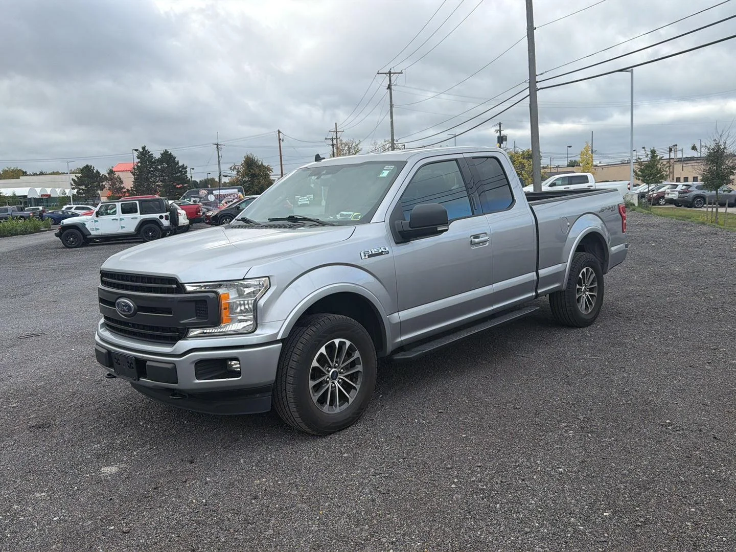 Used 2020 Iconic Silver Ford XLT image 2
