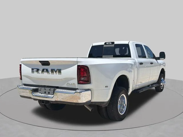 New 2026 Bright White Clear-Coat Exterior Paint RAM Tradesman image 4
