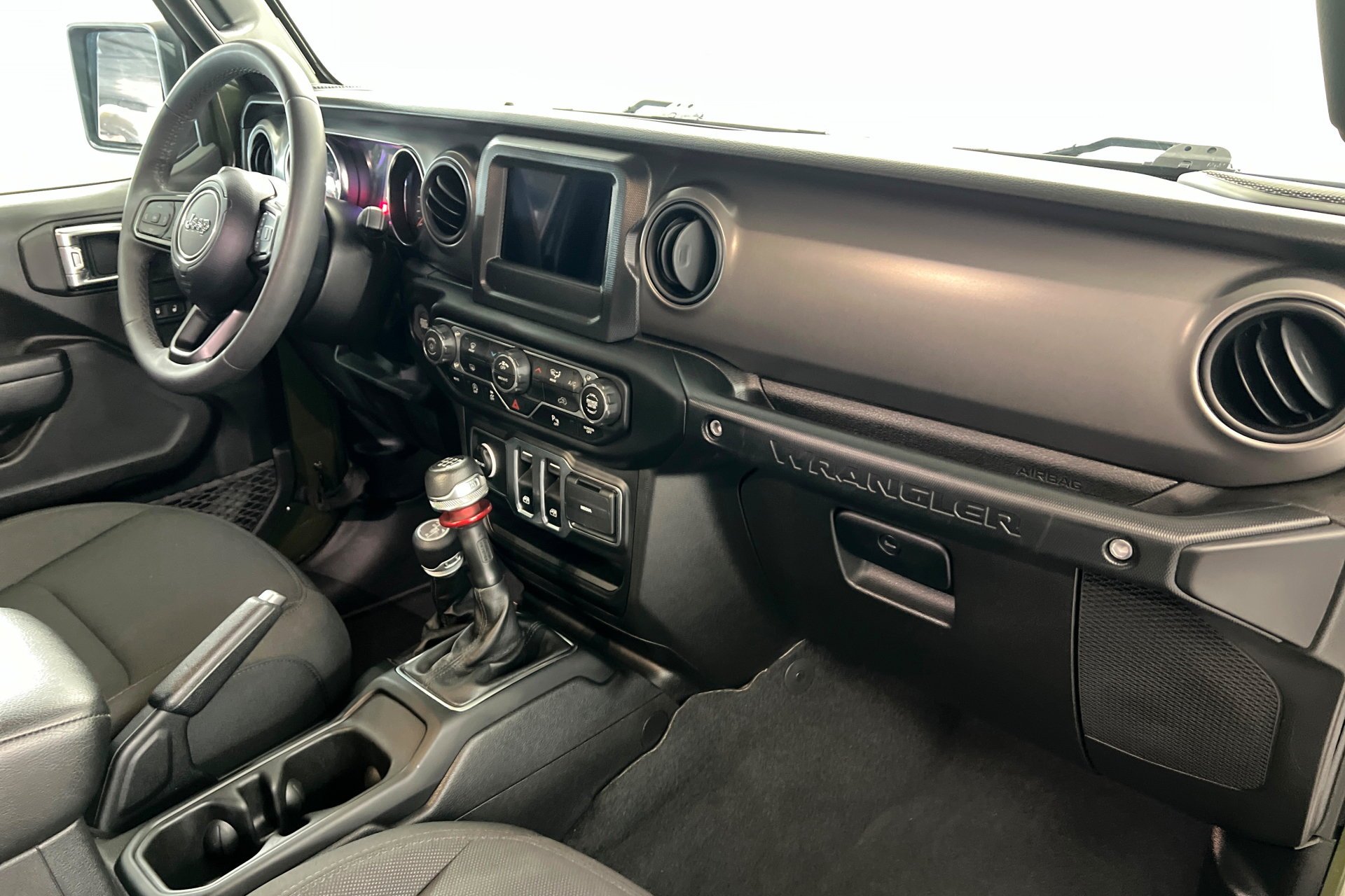 2023 Jeep Wrangler 2-Door Sport S - Photo 20