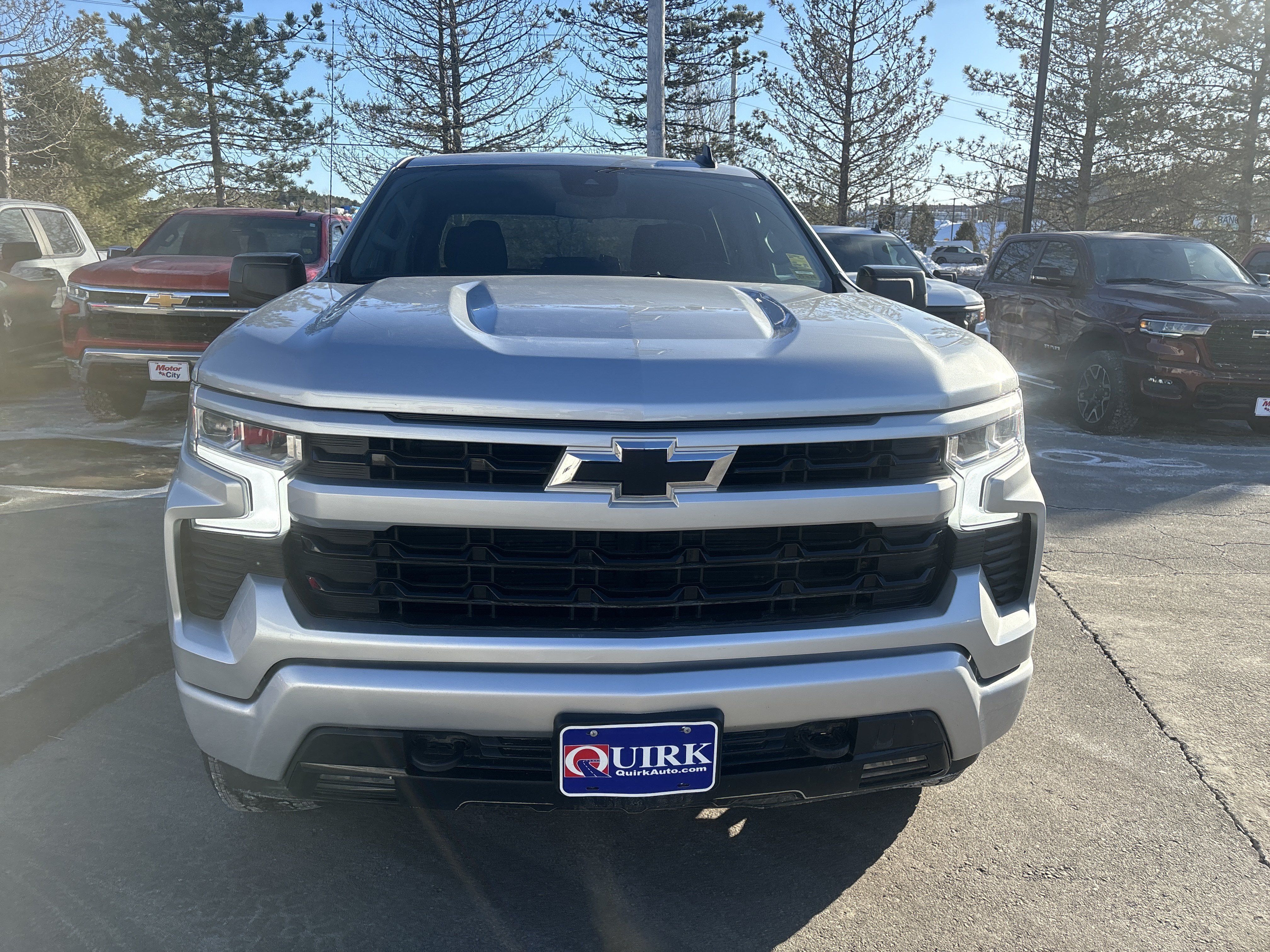 Used 2022 Silver Ice Metallic Chevrolet RST image 8