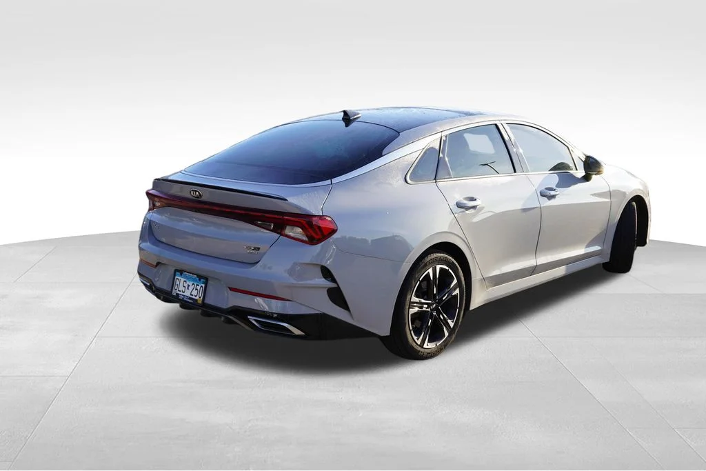 Used 2021 Wolf Gray Kia GT-Line image 3